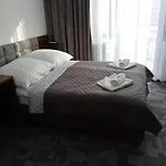 Resort Farys - Swietna Lokalizacja, Sauna, Jacuzzi, Piekne Widoki Z Okien