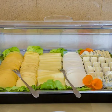 Курортный комплекс Farys - Swietna Lokalizacja, Sauna, Jacuzzi, Piekne Widoki Z Okien Крыница-Здруй