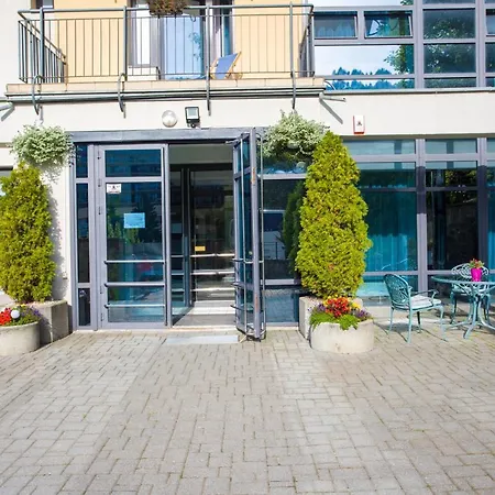 Farys - Centrum Krynicy Na Wzgórzu Wśród Ciszy Ze Wspaniałymi Tarasami Widokowymi, Sauna, Jacuzii, Siłowna, Prywatny Parking Krynica-Zdrój