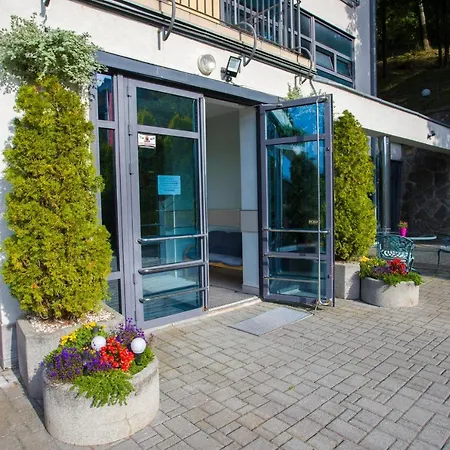 Ośrodek wypoczynkowy Farys - Centrum Krynicy Na Wzgórzu Wśród Ciszy Ze Wspaniałymi Tarasami Widokowymi, Sauna, Jacuzii, Siłowna, Prywatny Parking