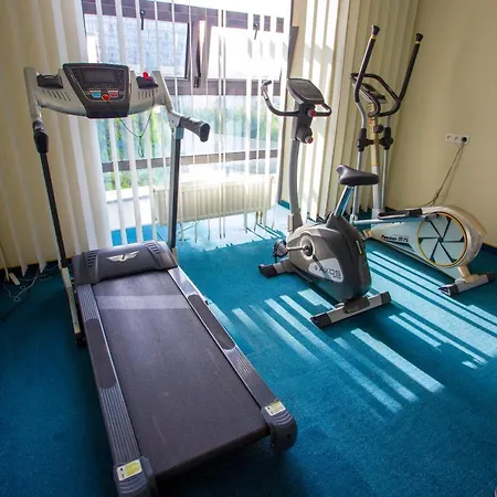 Farys - Swietna Lokalizacja, Sauna, Jacuzzi, Piekne Widoki Z Okien 2* Крыница-Здруй