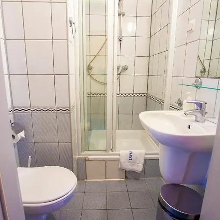 Farys - Swietna Lokalizacja, Sauna, Jacuzzi, Piekne Widoki Z Okien 2*