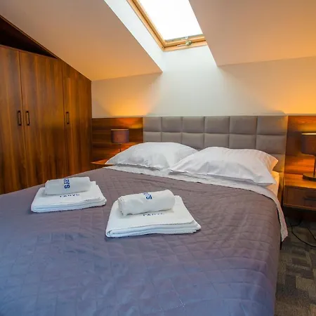 Курортный комплекс Farys - Swietna Lokalizacja, Sauna, Jacuzzi, Piekne Widoki Z Okien 2*