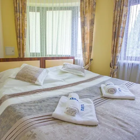 Farys - Centrum Krynicy Na Wzgórzu Wśród Ciszy Ze Wspaniałymi Tarasami Widokowymi, Sauna, Jacuzii, Siłowna, Prywatny Parking Krynica-Zdrój