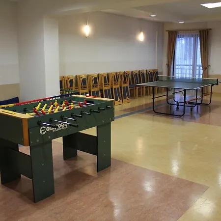 Farys - Centrum Krynicy Na Wzgórzu Wśród Ciszy Ze Wspaniałymi Tarasami Widokowymi, Sauna, Jacuzii, Siłowna, Prywatny Parking 2* Krynica-Zdrój