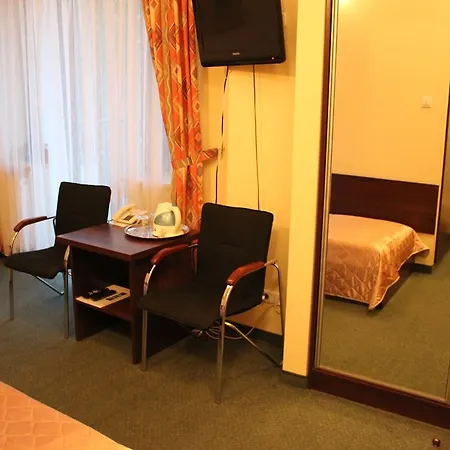 Farys - Centrum Krynicy Na Wzgórzu Wśród Ciszy Ze Wspaniałymi Tarasami Widokowymi, Sauna, Jacuzii, Siłowna, Prywatny Parking Ośrodek wypoczynkowy Krynica-Zdrój